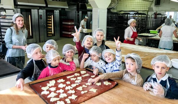 Экскурсия в хлебопекарню Московский пекарь «В Москве калачи, как огонь горячи»